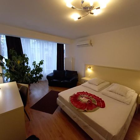Pensiunea Riunione Braşov Exterior foto