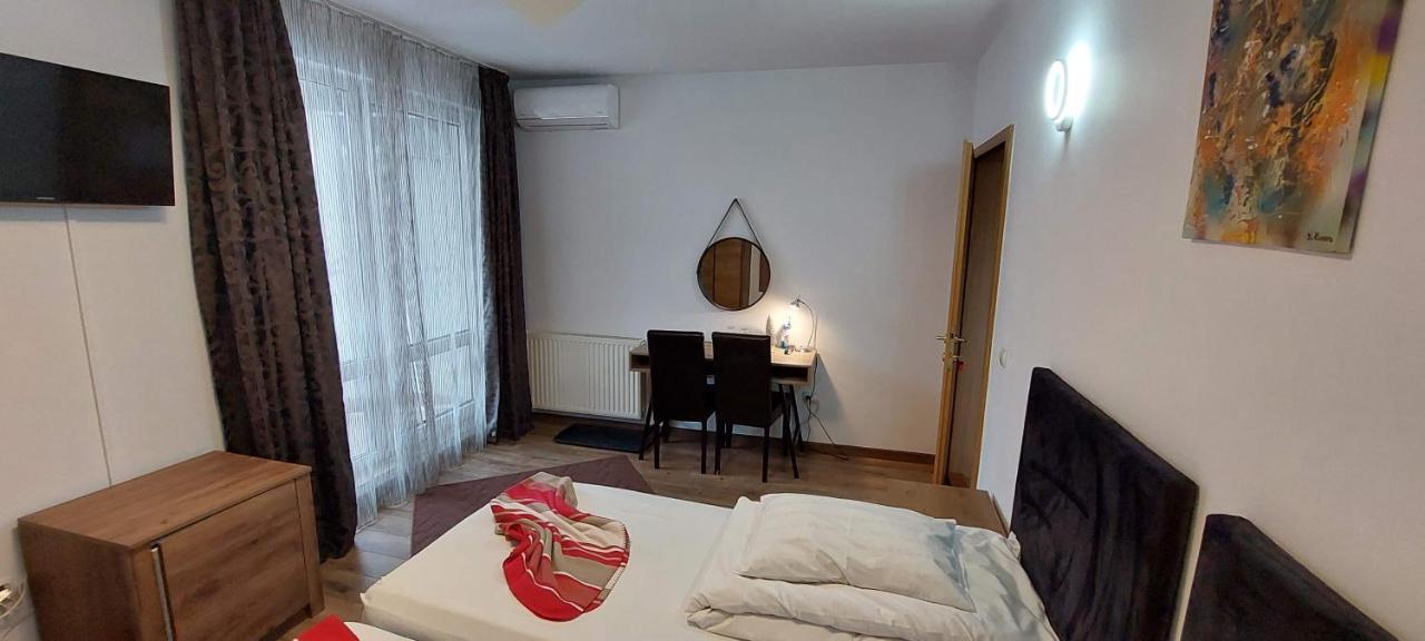 Pensiunea Riunione Braşov Exterior foto