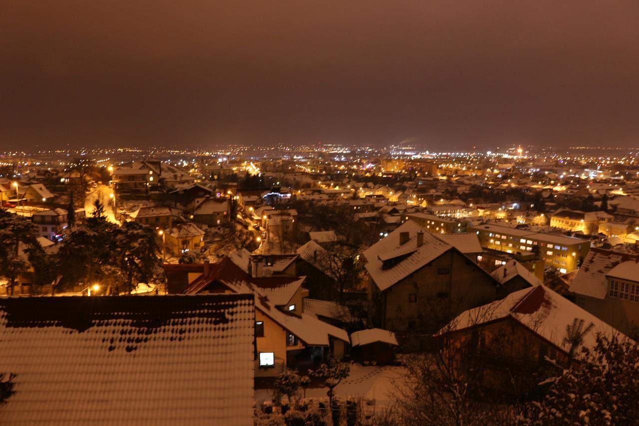 Pensiunea Riunione Braşov Exterior foto